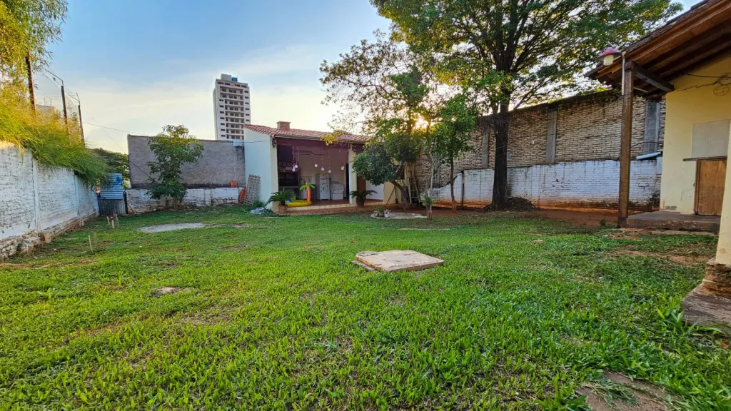 VENDO TERRENO EN BARRIO MBURUCUYÁ!! — foto 2