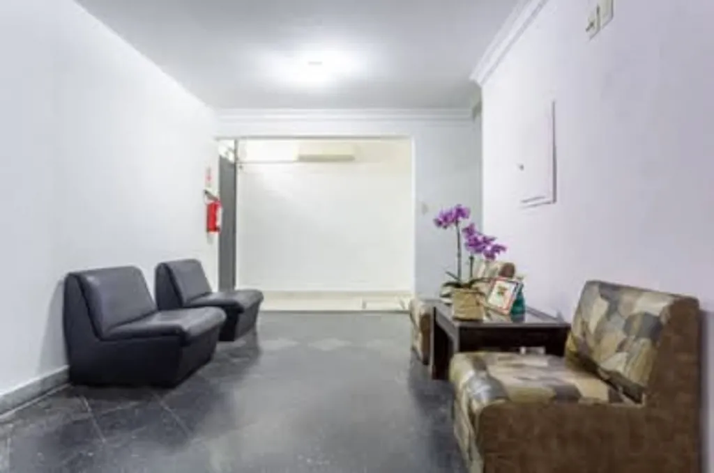 ALQUILO CASA MUY AMPLIA EN BARRIO CIUDAD NUEVA PARA OFICINA — foto 3