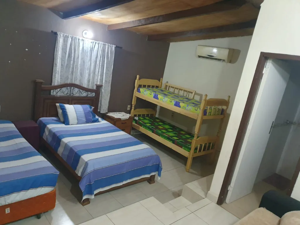 VENDO CASA QUINTA EN YPANE — foto 2