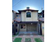 VENDO DUPLEX EN FERNANDO DE LA MORA NORTE COD 5382