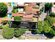 Vendo terreno en esquina sobre una de las calles mas importantes de Asuncion