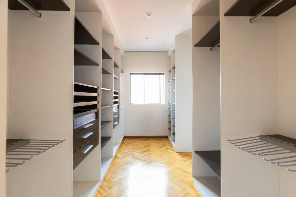 ALQUILO RESIDENCIA EN ASUNCION BARRIO MBURUCUYA COD 5552 — foto 3