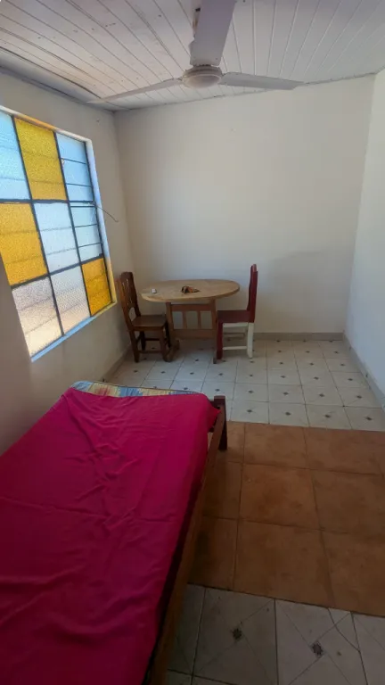 2 Piezas amobladas juntas con baño — foto 2