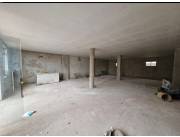 Alquilo salon comercial cod 4797