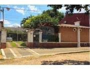 Casa con Departamenos en San Lorenzo