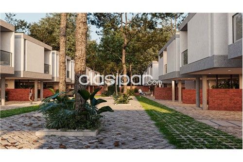 Hermosas viviendas en Condominio Villa del Bosque