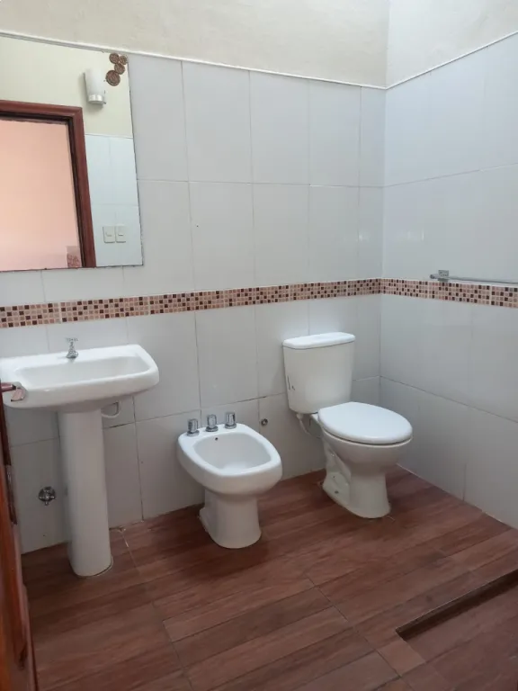 ALQUILO DUPLEX EN BARRIO VIRGEN DEL ROSARIO, SAN LORENZO — foto 2