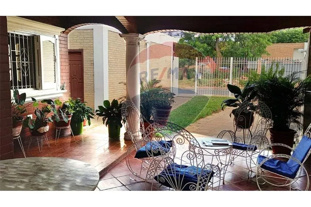 VENDO CASA AMOBLADA EN LUQUE — foto 2