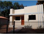 Vendo casa a estrenar con amplio terreno en Capiatá, barrio Laurelty
