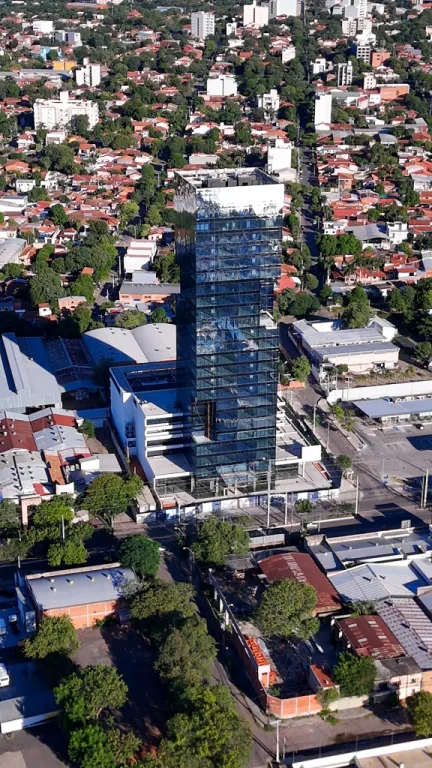 VENDO OFICINA A ESTRENAR EN EXCLUSIVO EDIFICIO GO TOWER — foto 2
