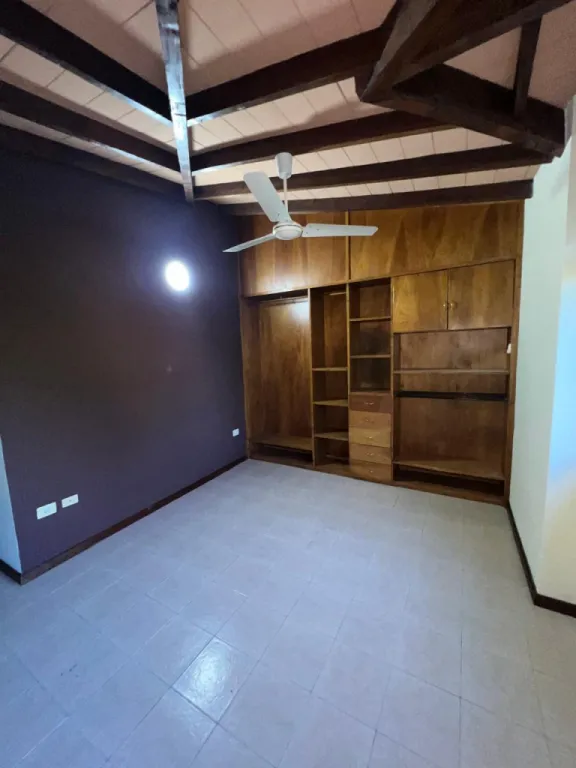 VENDO DUPLEX EN FERNANDO DE LA MORA NORTE COD 5382 — Foto 3