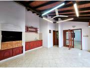 CASA EN ESQUINA A 50 METROS DE Mcal. LÓPEZ,BO.STA MARIA DE ASUNCION