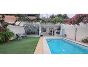 Vendo duplex de 3 dormitorios en Barrio Mburucuya