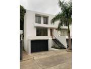 VENDO DUPLEX EN BARRIO CERRADO, LAMBARE