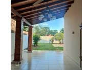 Alquilo casa cod 5615 .mas iva
