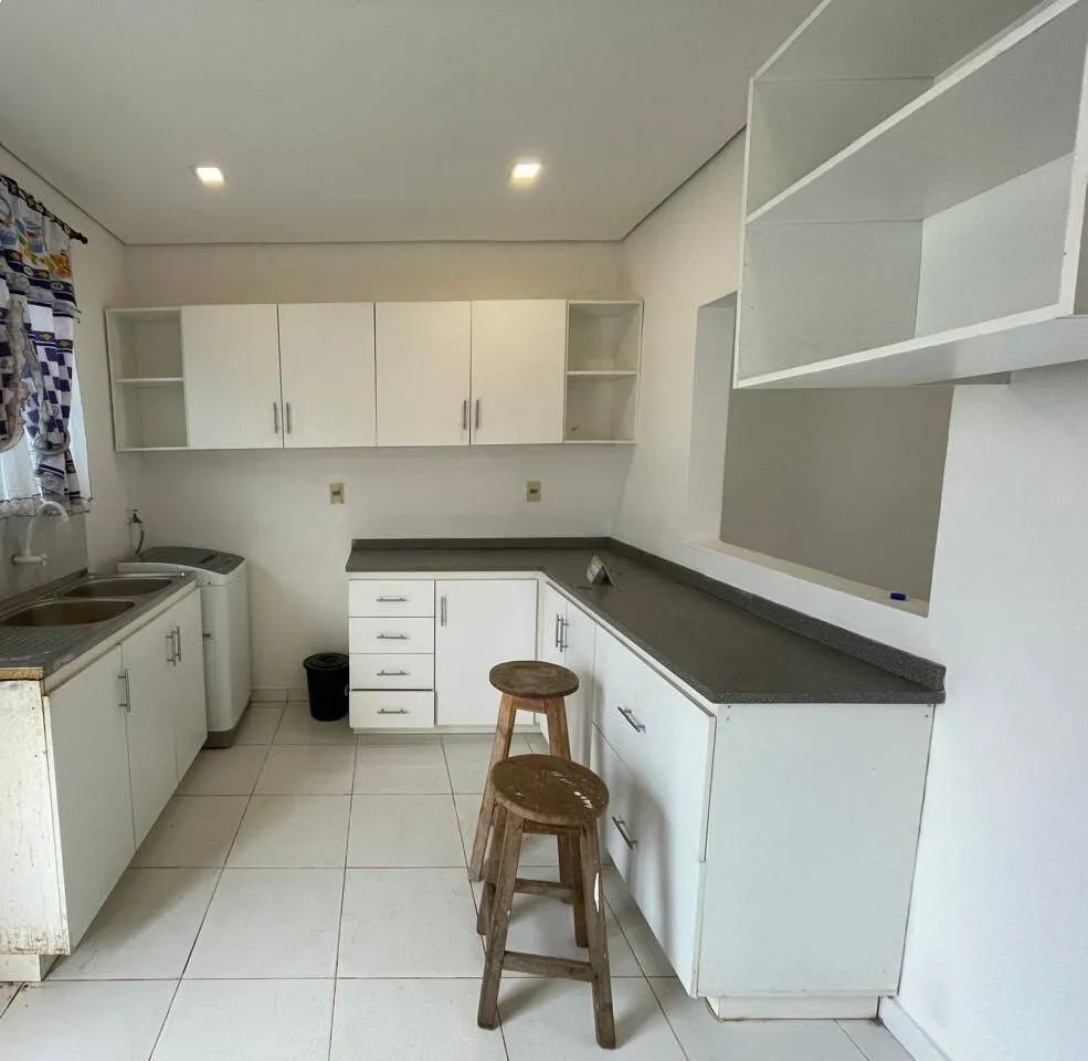 EN VENTA CASA EN LUQUE DE 2 DORMITORIOS — foto 3