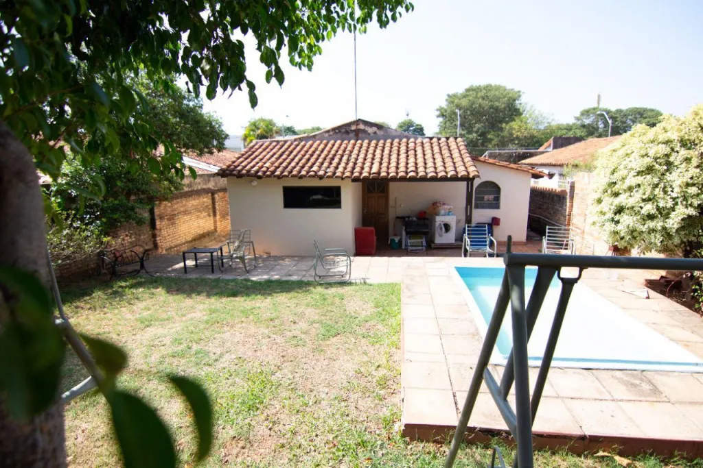VENDO CASA EN ASUNCION LOMA PYTA COD 5494 — foto 2