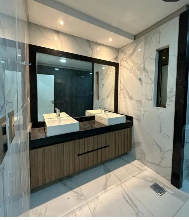 ALQUILO LUJOSO DUPLEX MINIMALISTA — foto 2