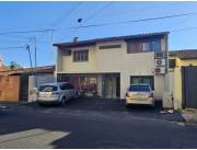 ALQUILO CASA AMPLIA EN CIUDAD NUEVA IDEAL PARA OFICINA