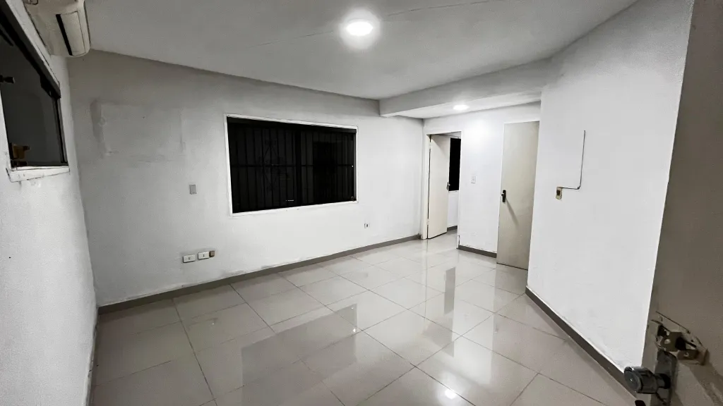 EN VENTA, CASA EN ESQUINA - ZONA CIT — foto 2