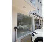 ALQUILO SALON COMERCIAL EN FERNANDO ZONA PINEDO COD 5512