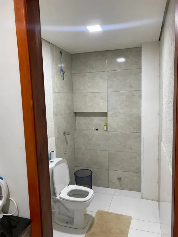 ALQUILO SALON COMERCIAL EN FERNANDO ZONA PINEDO COD 5512 — Foto 3