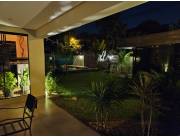 ALQUILO CASA CON PISCINA EN LUQUE COD 5539