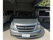 VENDO HYUNDAI H-1 MINI BUS AÑO 2015
