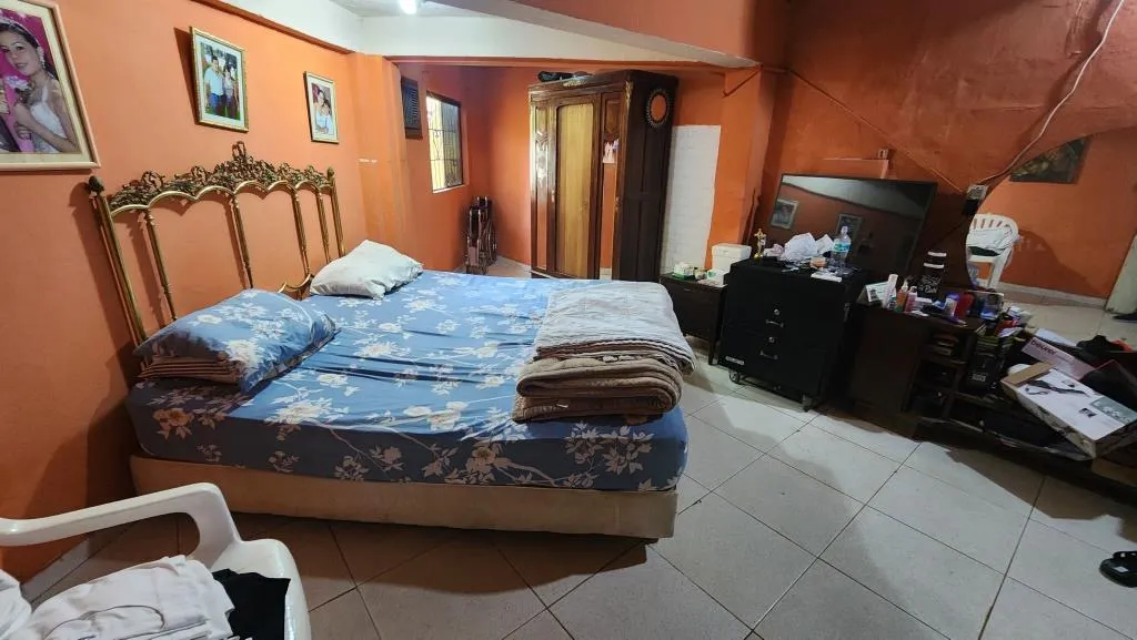 Vendo Casa de 200 m2 en el Barrio Laurelty, Zona Fortis - CLHO7088029 — foto 2