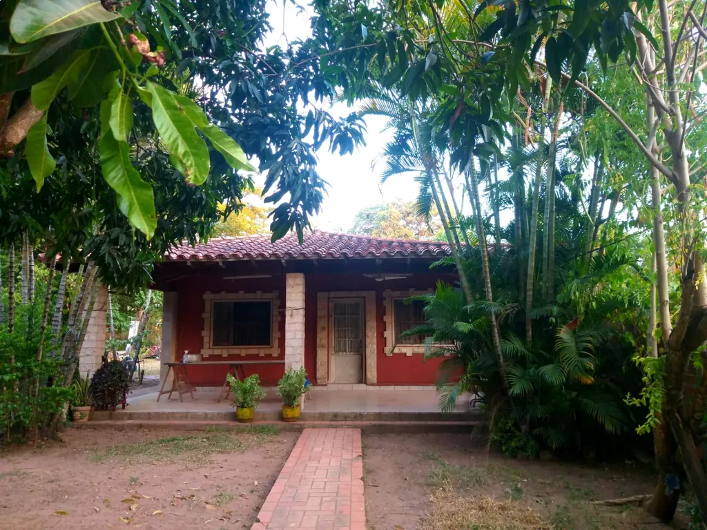 Casa en Limpio 721m2 — foto 2
