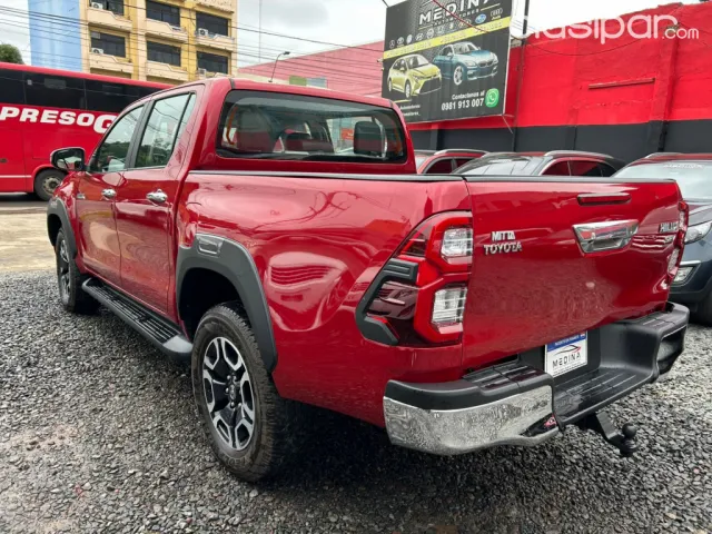 Toyota Hilux 2020 — foto 7
