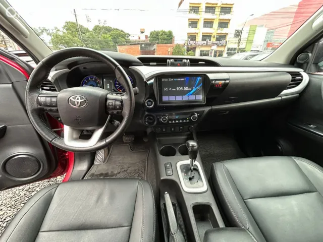 Toyota Hilux 2020 — foto 8