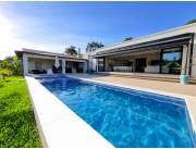 Vendo casa de 4 dormitorios en San Bernardino