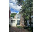 Exclusivo duplex, acogedor y espacioso a metros de la Avda. del Yacht Vendo.