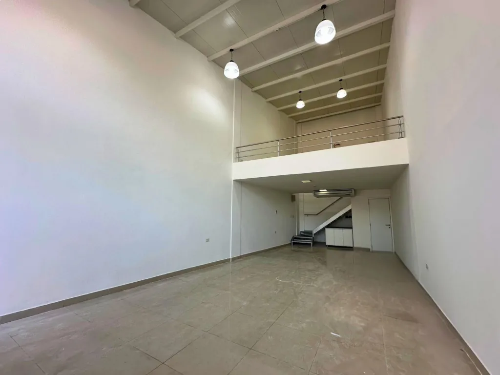 LOCAL COMERCIAL SCHOFERES DEL CHACO — foto 2