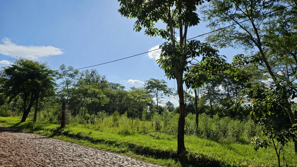 SUPER LOTE DE 26X38 en Alta Cumbre, COMPRA, CONSTRUI Y VIVI, POSESION INMEDIATA — foto 3