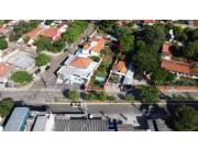 Vendo amplio terreno sobre Cacique, zona Muni de Lambaré