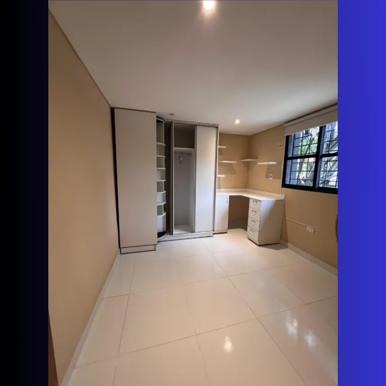 Vendo confortable y seguro dúplex en Lambaré, Barrio Cerrado Econatura II. — foto 3