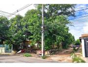 VENDO TERRENO EN ESQUINA A PASOS DE SACRAMENTO