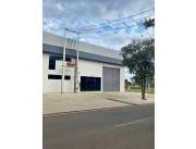 LUQUE, ITA ANGA, S/ ASFALTO: 500M2, AMPLIO TINGLADO, 575 M2 + OFICINAS, P/ EMPRESAS, DISTR