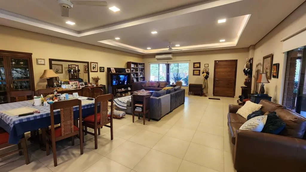 Vendo Casa de 1.361 m2 en la Urbanización Surubii - CLHO7093870 — foto 2