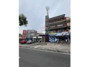 VENDO EDIFICIO DE 3 PISOS C/1 DPTO.POR PISO, 3 SALONES Y CASA S/CARLOS A.LOPEZ-SAJONIA