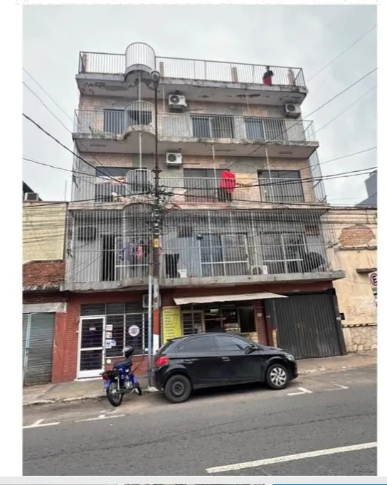 VENDO EDIFICIO DE 3 PISOS C1 DPTO.POR PISO, 3 SALONES Y CASA SCARLOS A.LOPEZ-SAJONIA — photo 2