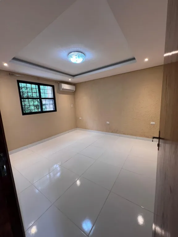 Coqueto y seguro Duplex en venta en el Barrio Cerrado Econatura II de Lambaré. — foto 3