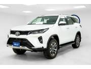 TOYOTA FORTUNER SRV 2025 0KM del Repres.