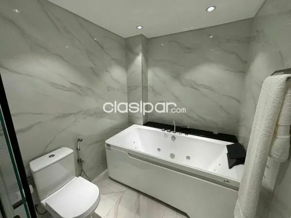 SE ALQUILA DEPARTAMENTO AMOBLADO DE 3 HABITACIONES — foto 2