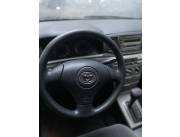 Vendo Toyota runx año 2005