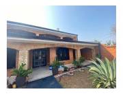 VENDO HERMOSA RESIDENCIA EN SAN LORENZO