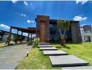VENDO CASA AMOBLADA EN EL CONDOMINIO AGUA VISTA: 3 habitaciones y 4 baños