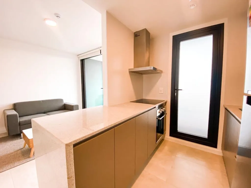 ALQUILO DEPARTAMENTO SOBRE SANTÍSIMA TRINIDAD AMOBLADO DE 1 HABITACIÓN — foto 3